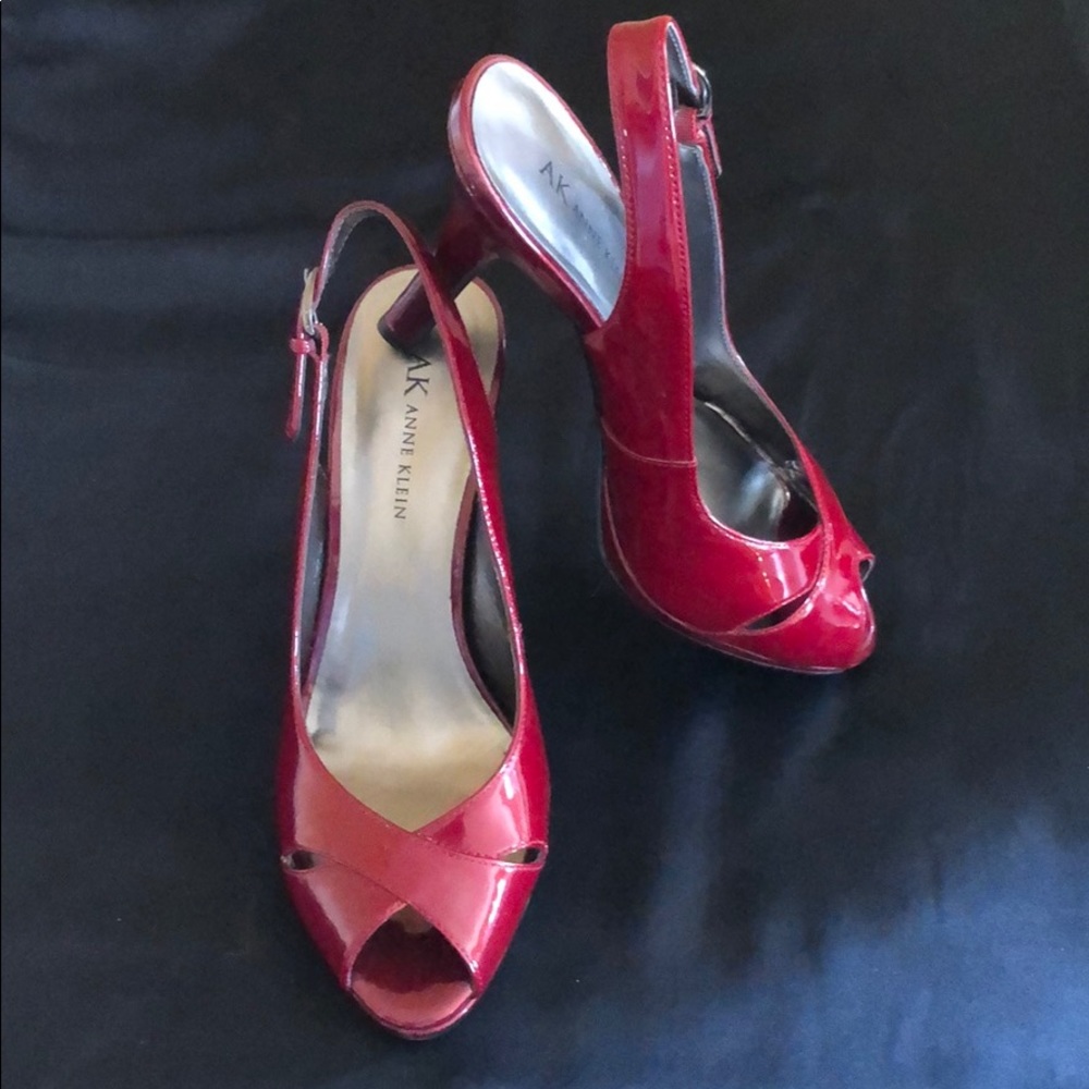 Anne Klein Dark Red Patent Leather Sandals, Sz 7
